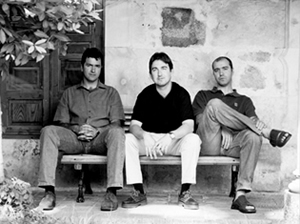 Pedro, Jes�s y Daniel: B�LVER YIN